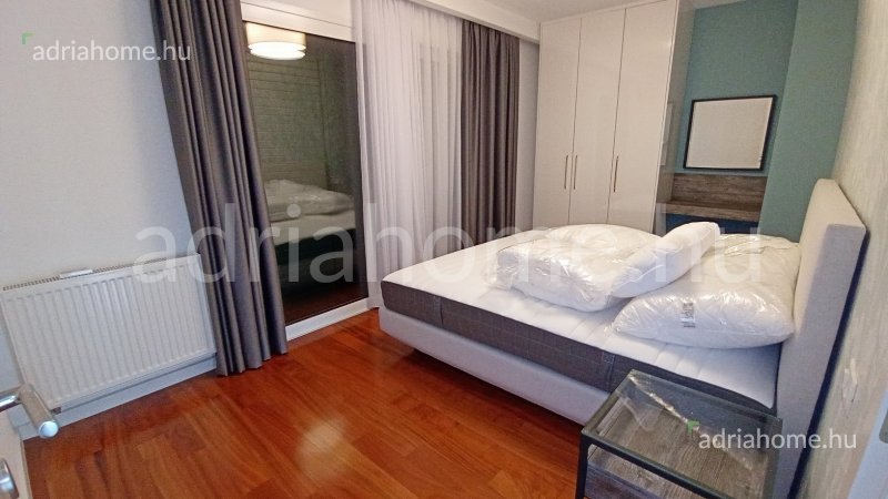 Rogoznica környéke - Luxusvilla 1. sorban a tengertől 