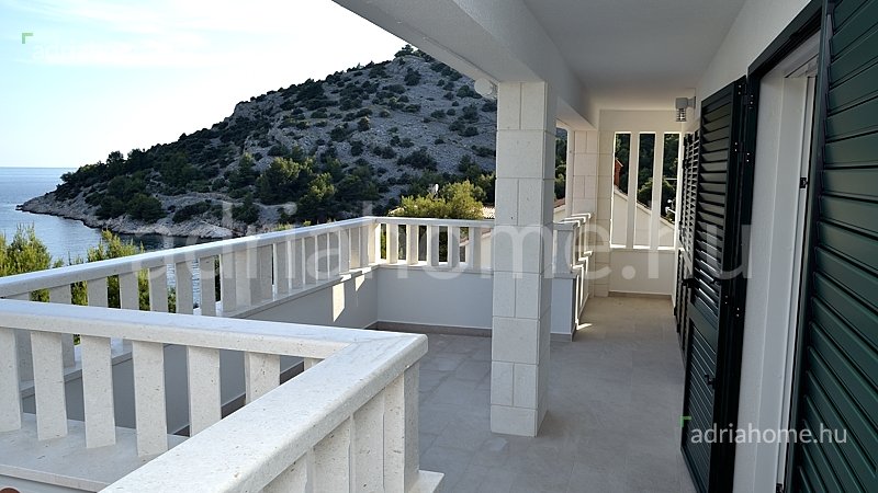 Rogoznica környéke - Luxusvilla 1. sorban a tengertől 
