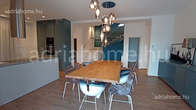 Rogoznica környéke - Luxusvilla 1. sorban a tengertől 