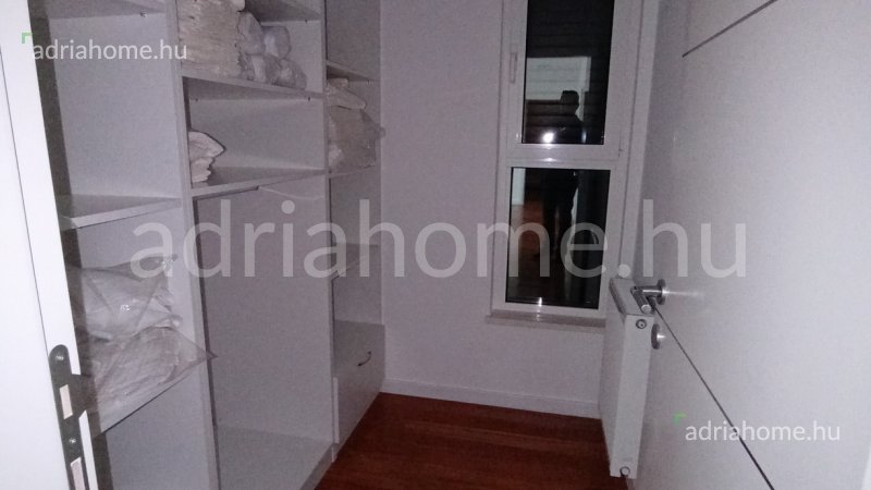 Rogoznica környéke - Luxusvilla 1. sorban a tengertől 