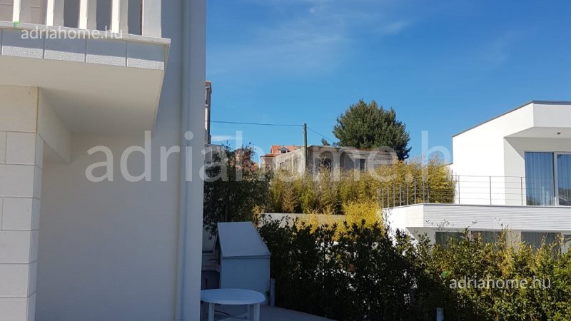 Rogoznica környéke - Luxusvilla 1. sorban a tengertől 