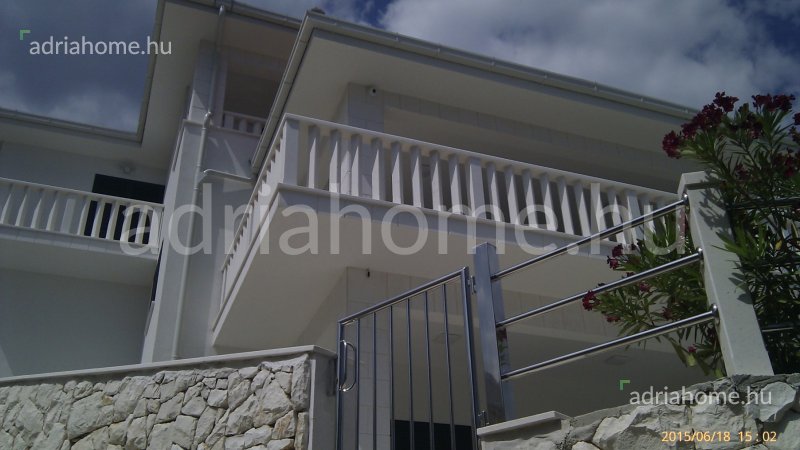 Rogoznica környéke - Luxusvilla 1. sorban a tengertől 