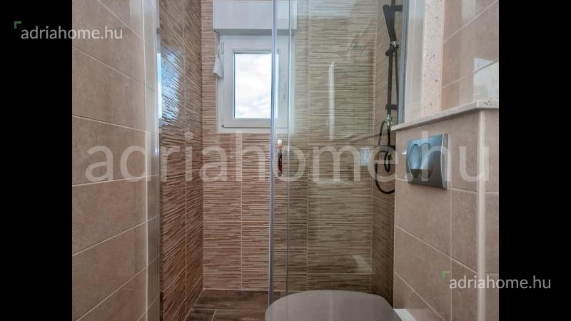 Brač – New family house with pool overlooking the sea