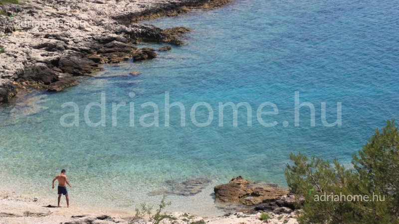 Rogoznica - Novi apartmani 2. red od mora, namješteni