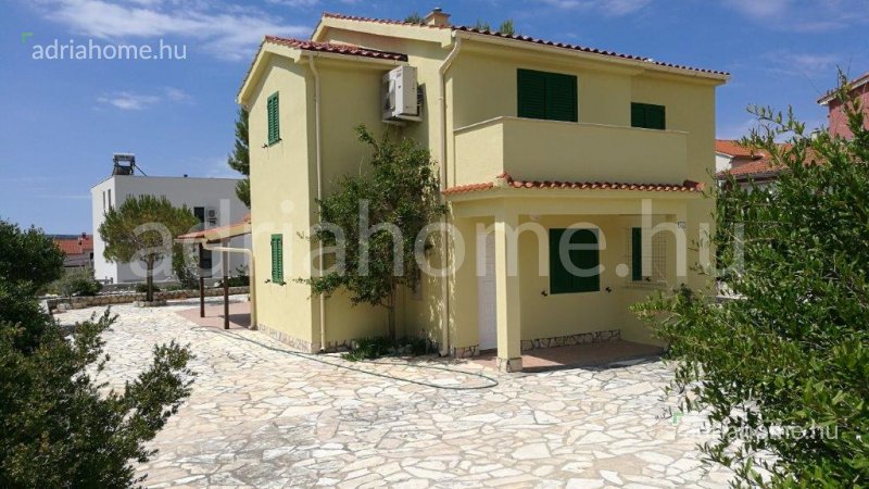 Barbat - Semi-detached house on the island of Rab