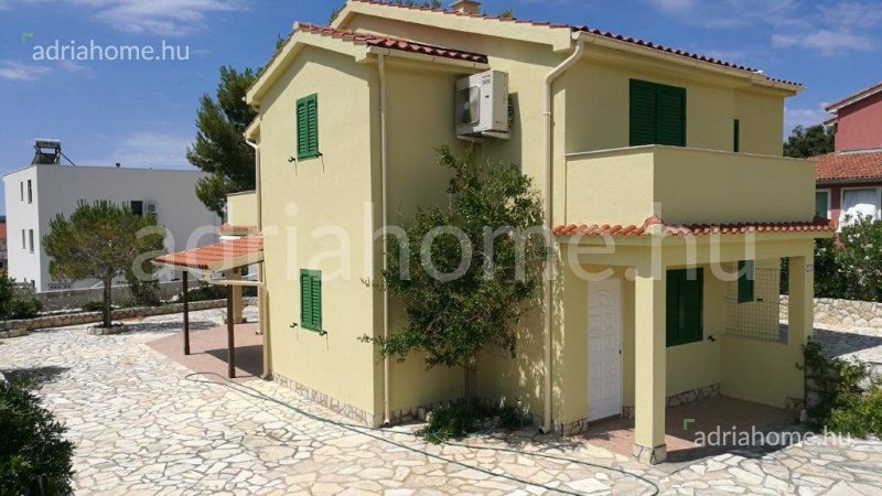 Barbat - Semi-detached house on the island of Rab