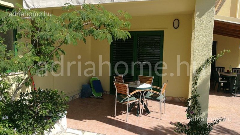 Barbat - Semi-detached house on the island of Rab