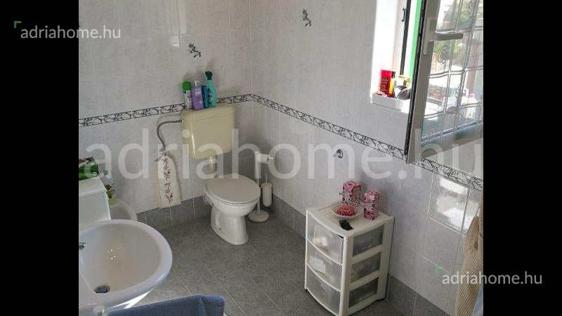 Barbat - Semi-detached house on the island of Rab