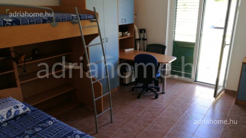 Barbat - Semi-detached house on the island of Rab