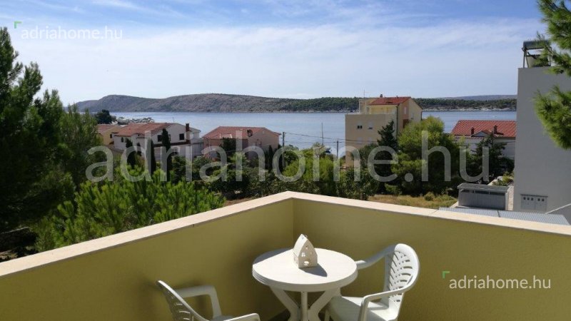 Barbat - Semi-detached house on the island of Rab