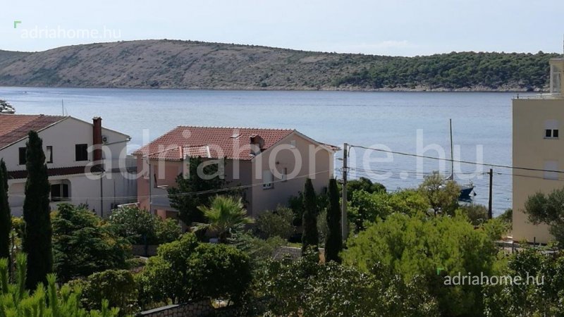 Barbat - Semi-detached house on the island of Rab