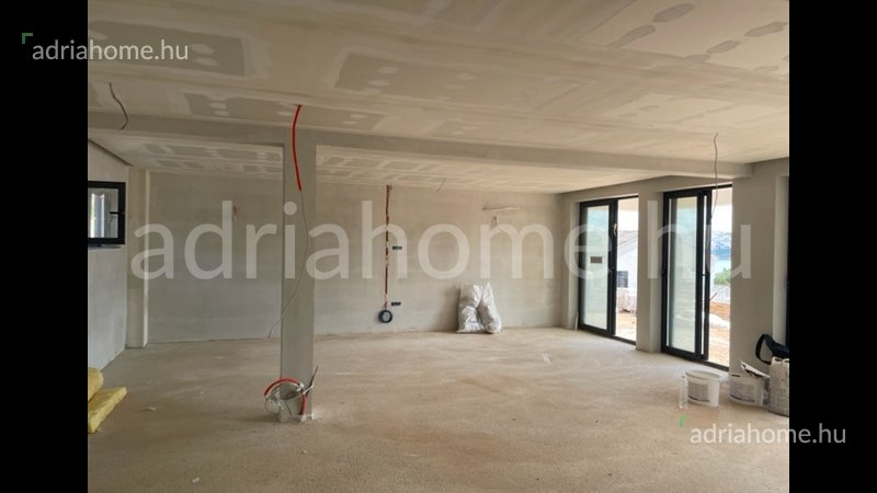 Stara Novalja - Villa 280 m2, medencével, kilátással a tengerre