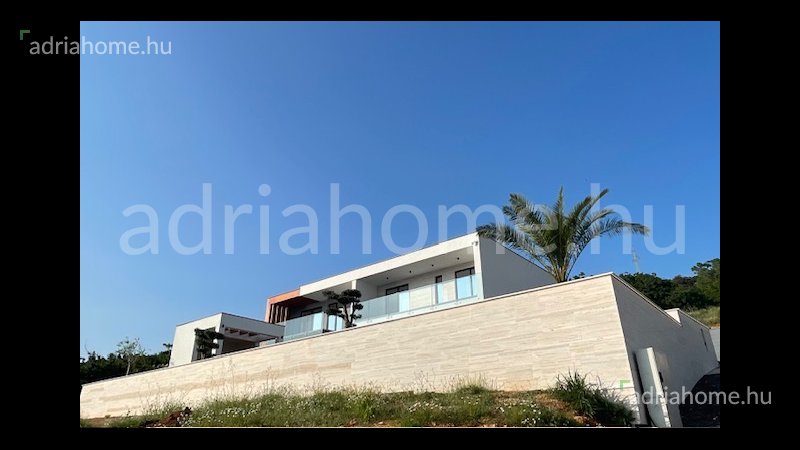 Stara Novalja - Villa 280 m2, medencével, kilátással a tengerre