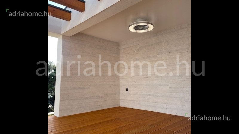 Stara Novalja - Villa 280 m2, medencével, kilátással a tengerre