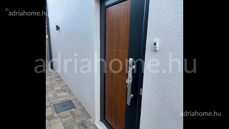 Stara Novalja - Villa 280 m2, medencével, kilátással a tengerre