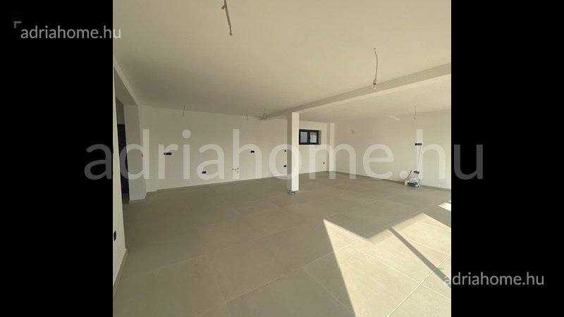 Stara Novalja - Villa 280 m2, medencével, kilátással a tengerre