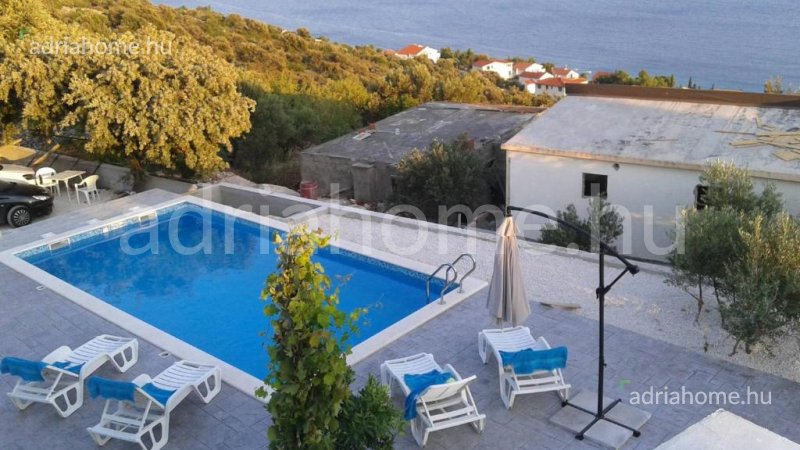 Sevid - Panoramic family house with pool