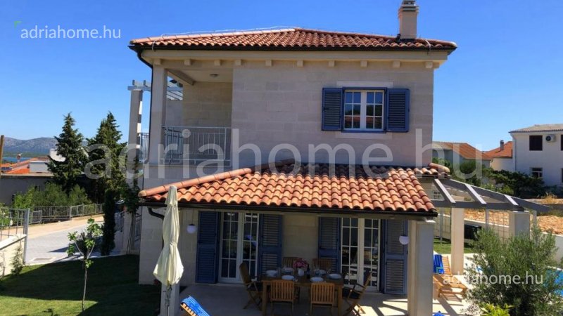Murter - Mediterranean Villa with swimming pool