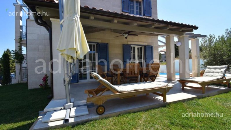 Murter - Mediterranean Villa with swimming pool