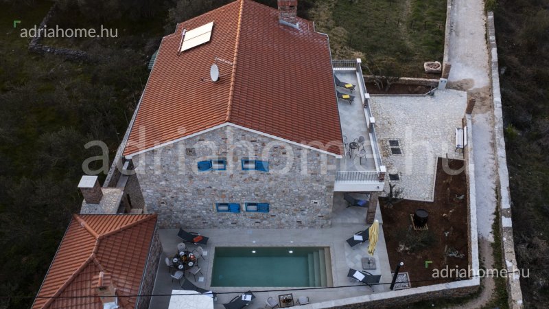 Otok Pašman - Rustikalna kamena vila sa bazenom: 