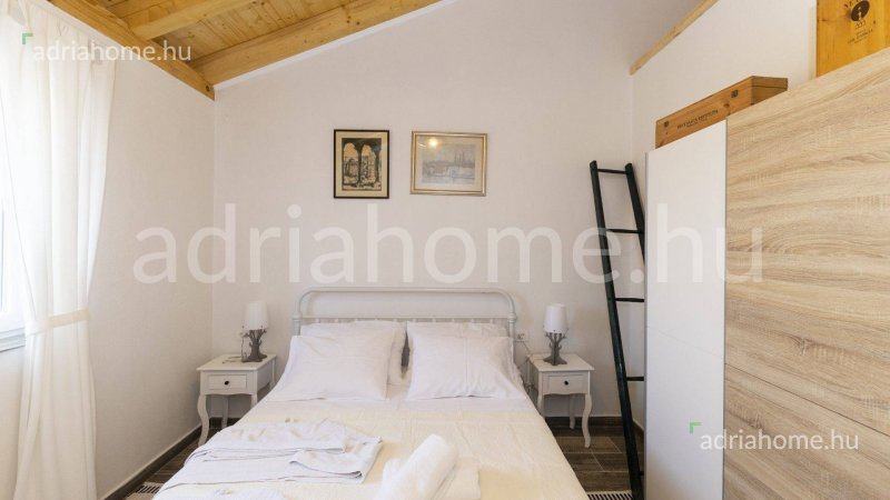 Otok Pašman - Rustikalna kamena vila sa bazenom: 