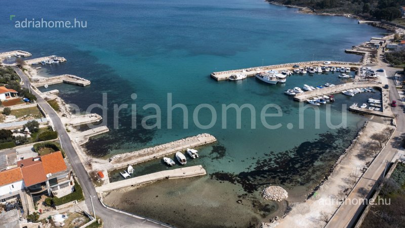 Otok Pašman - Rustikalna kamena vila sa bazenom: 