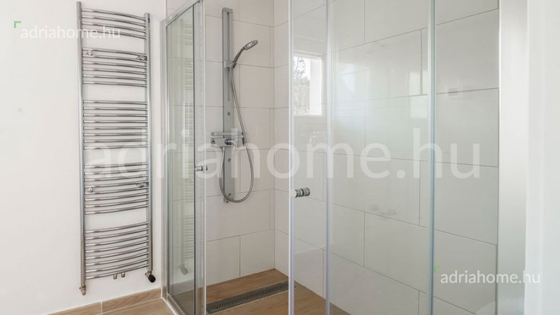 Rogoznica area - New modern villas, first row to the sea