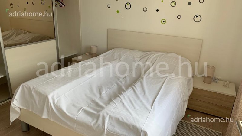 Čiovo – Két, háromhálószobás, 85 nm-es apartman medencével
