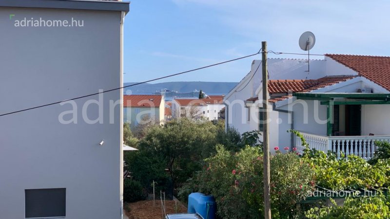 Čiovo – Két, háromhálószobás, 85 nm-es apartman medencével