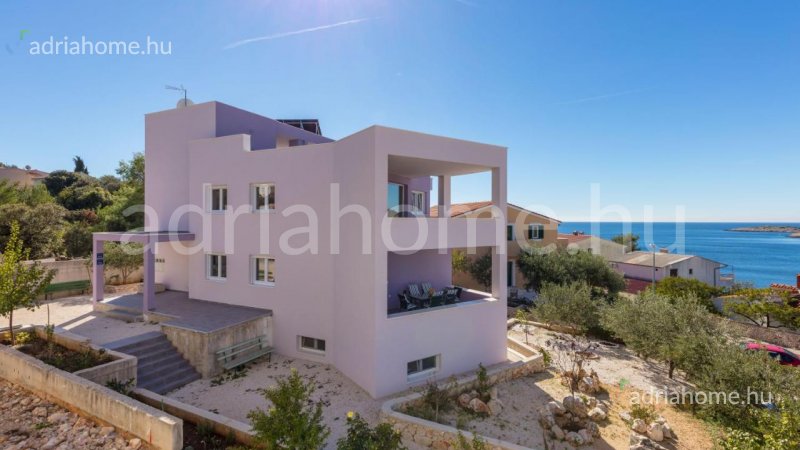  Rogoznica környéke - Apartmanház 5 új lakással 2 sorban 