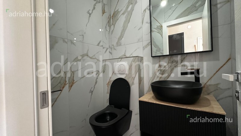 Rogoznica – Apartmani u novogradnji na vrhunskoj lokaciji blizu mora i otvorenim pogledom na more