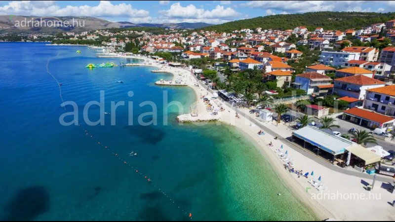 Čiovo - Kuća blizu plaže sa pogledom