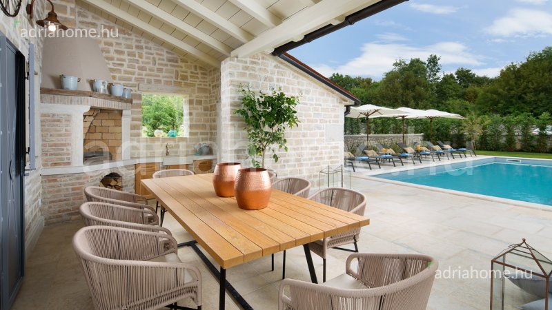 Kanfanar – Luxusvilla medencével (Zoe)