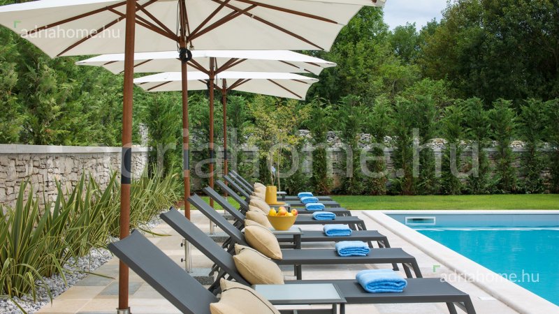 Kanfanar – Luxusvilla medencével (Zoe)