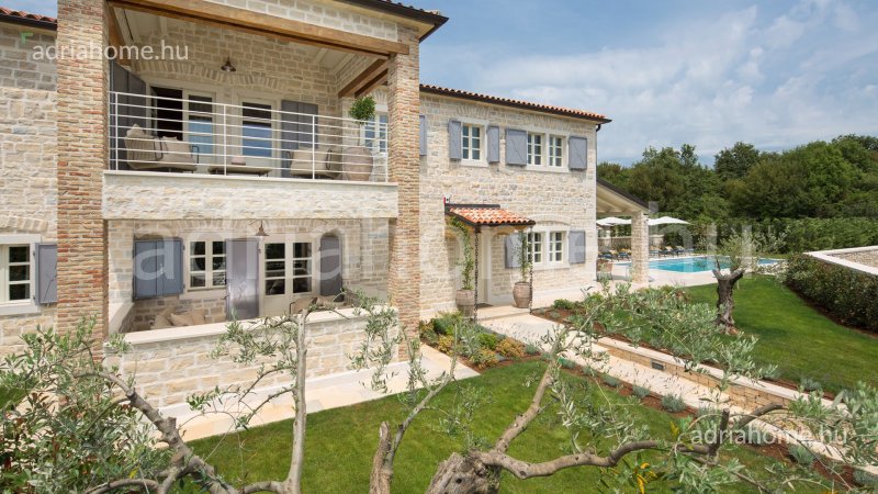 Kanfanar – Luxusvilla medencével (Zoe)