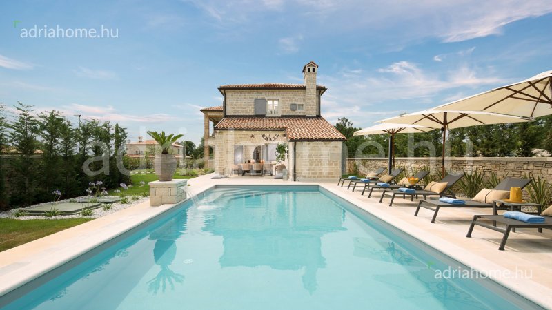 Kanfanar – Luxusvilla medencével (Zoe)