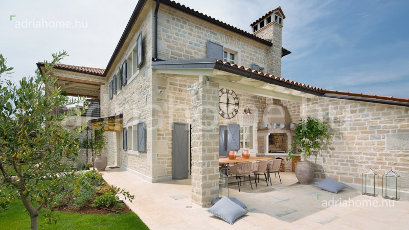 Kanfanar – Luxusvilla medencével (Zoe)