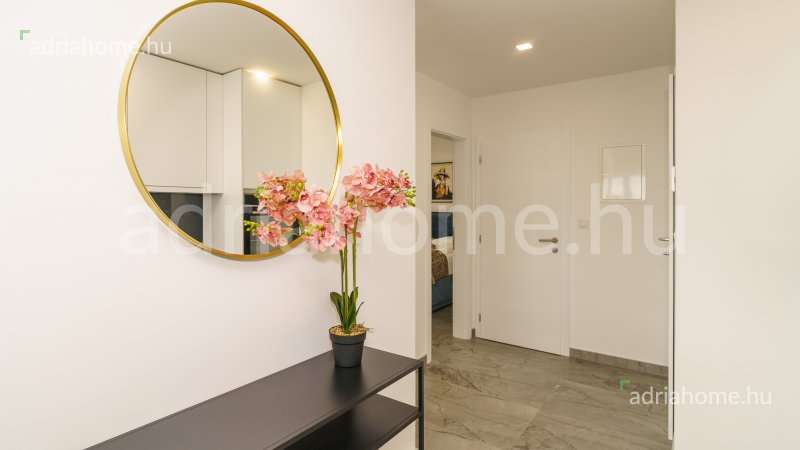 Crikvenica – New apartment with kitchen
