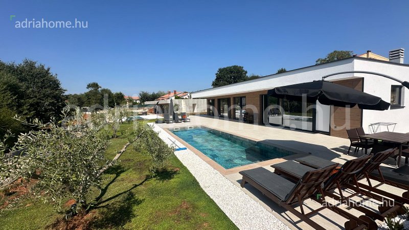 Labin - New villas with two apartments and swimming pools in Istria