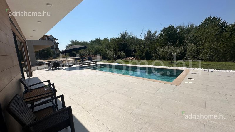 Labin - New villas with two apartments and swimming pools in Istria