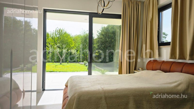 Labin - New villas with two apartments and swimming pools in Istria