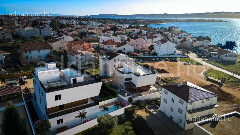 Zadar - Luxus apartmanok medencével 70 m-re a tengertől