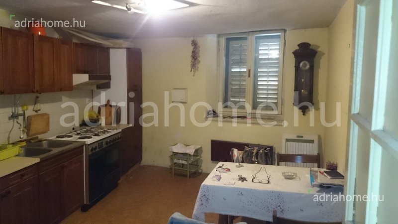 Šibenik – Felújítandó kőház az óvárosban