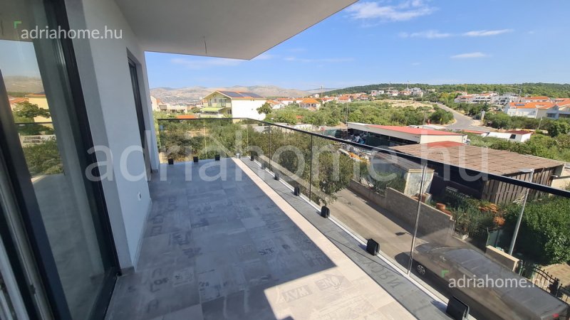 Čiovo – Novogradnja, apartmani sa pogledom 