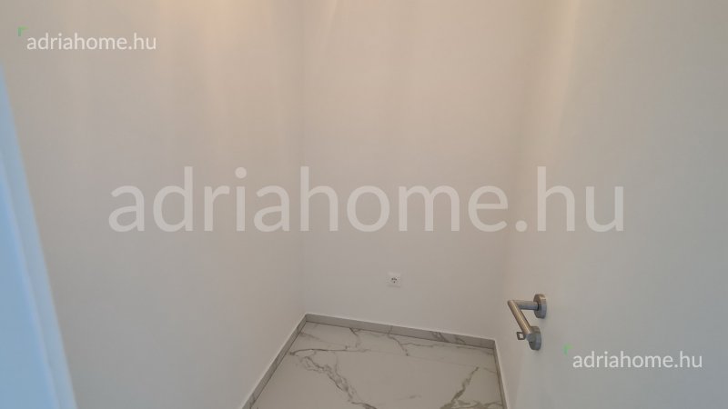 Čiovo – Novogradnja, apartmani sa pogledom 