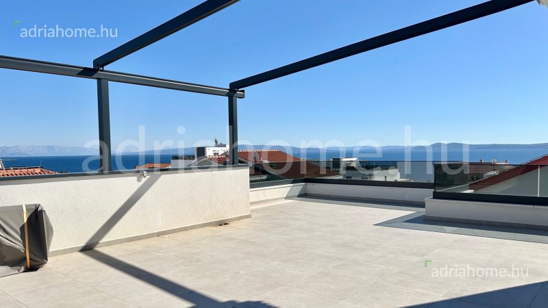 Čiovo - Penthouse apartmani sa krovnom terasom i jaccuzzijem 