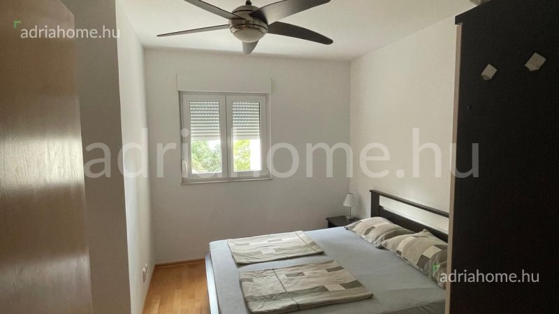 Čiovo – Bútorozott apartman kilátással a tengerre