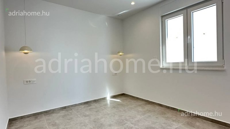 Rogoznica, Ražanj - Penthouse sa krovnom terasom
