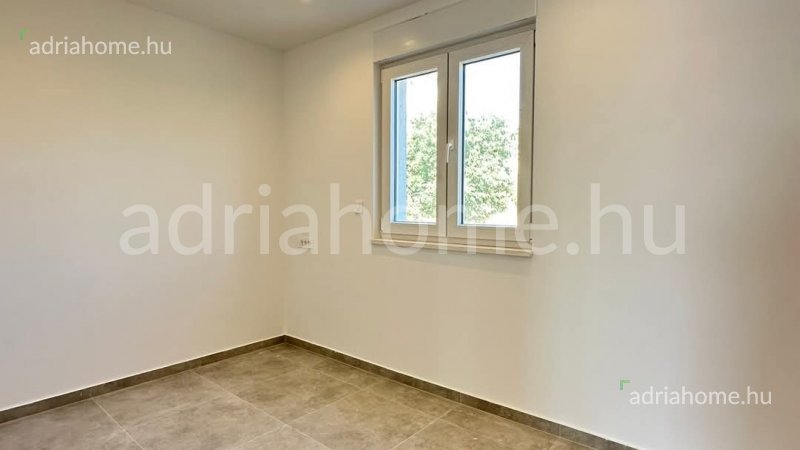 Rogoznica, Ražanj - Penthouse sa krovnom terasom