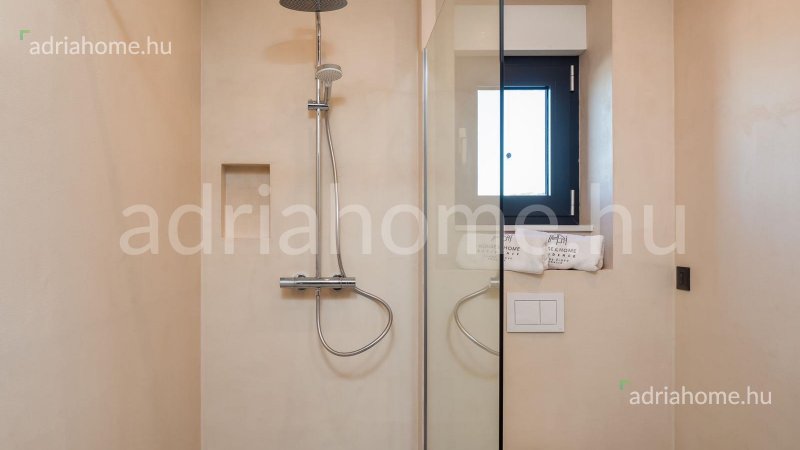 Čiovo - New penthouse with great view 100m from the sea